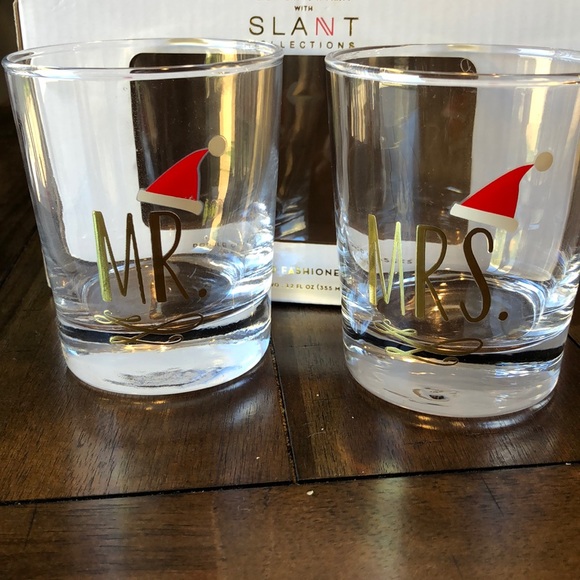 Mr and Mrs. Christmas glasses - Picture 2 of 4
